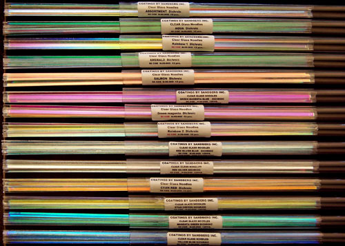 Dichroic on Black 2 mm Stringer 90 COE 18 in. long (tube of 7) link