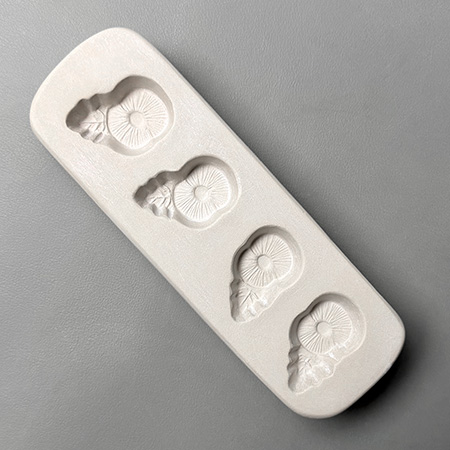 Poppy Pins Mold - 7.5 x 2.5 in. link