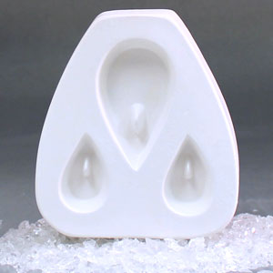 Holey Teardrop Trio - 4 .25 x 4 in. link